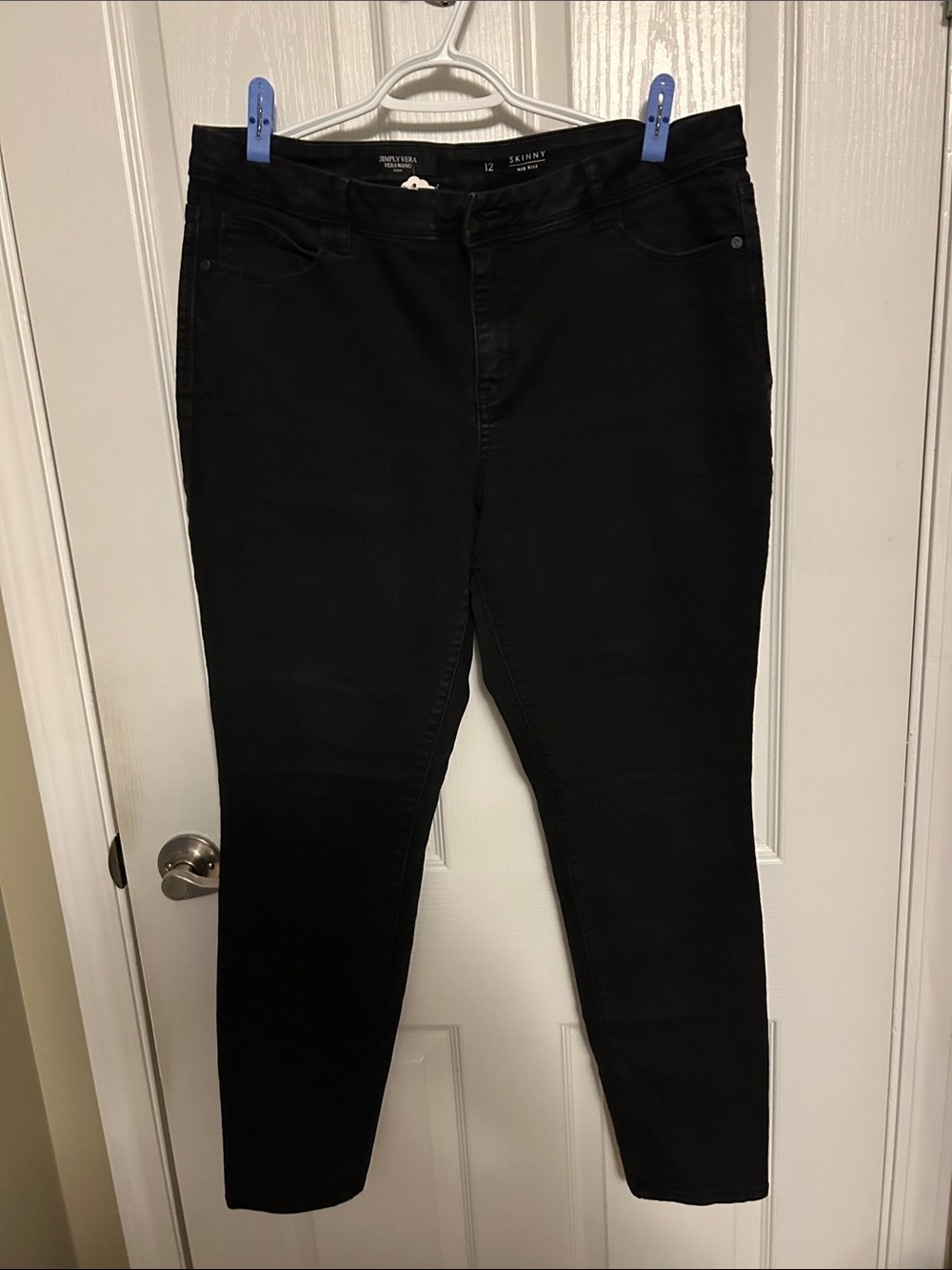 Simply Vera Vera Wang Black Women's Skinny Jeans